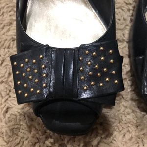 Antonio Melani pumps